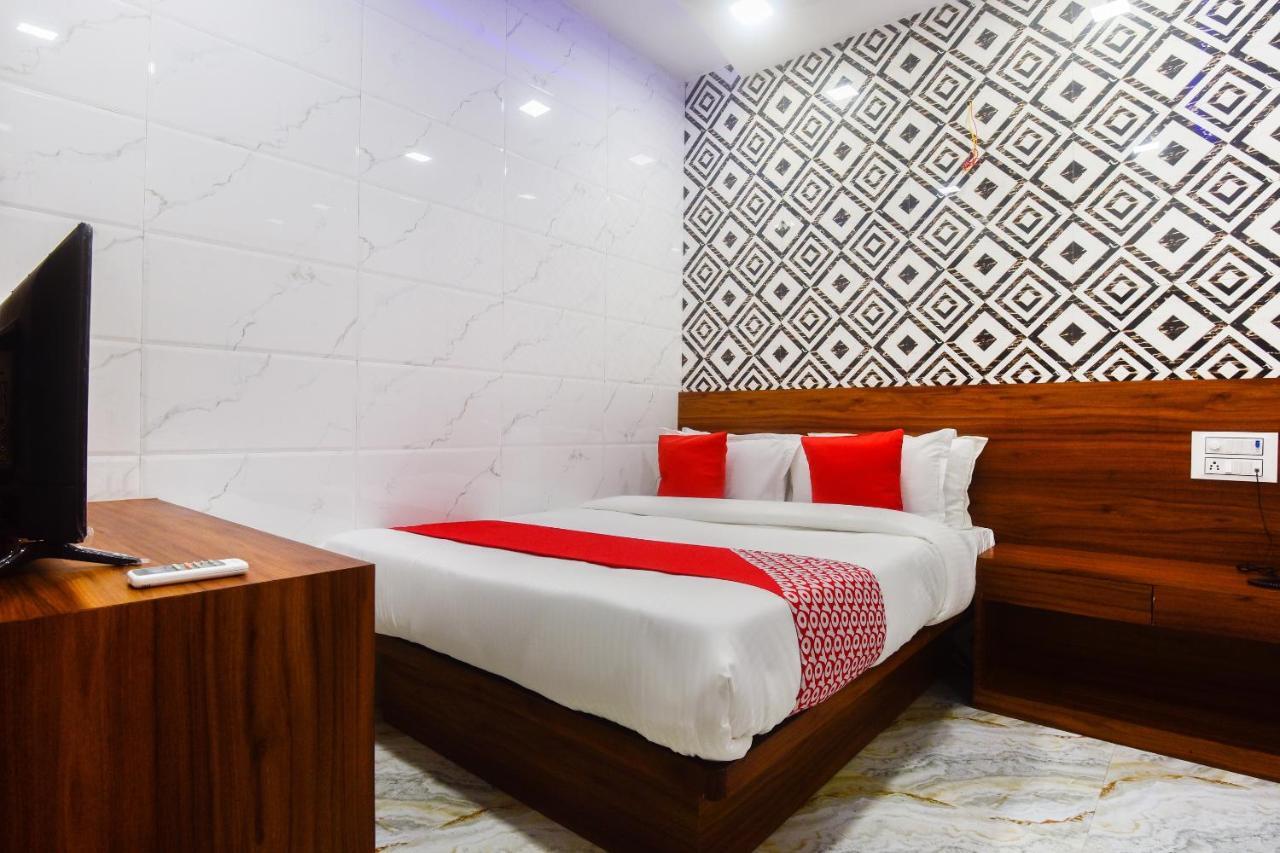 Oyo 63295 T Junction Residency Hotel Bombaj Zewnętrze zdjęcie